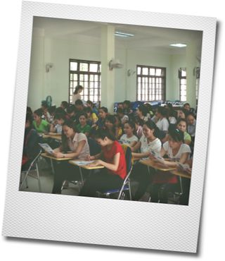 http://www.michinokuso.jp/facilities/vietnam/images/%E5%8B%9F%E9%9B%86%E8%AA%AC%E6%98%8E%E4%BC%9A%E3%80%80%E3%82%AF%E3%82%A2%E3%83%B3%E3%83%81%E3%83%BC.jpg